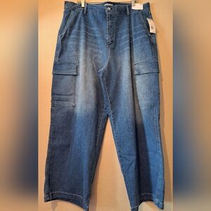 Jessica Simpson women's pants in blue size 18W.Men's Blue Jeans